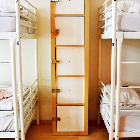 אכסניה Grampa's