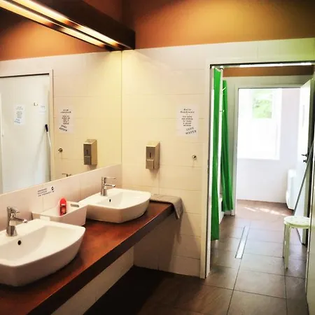 אכסניה Grampa's *