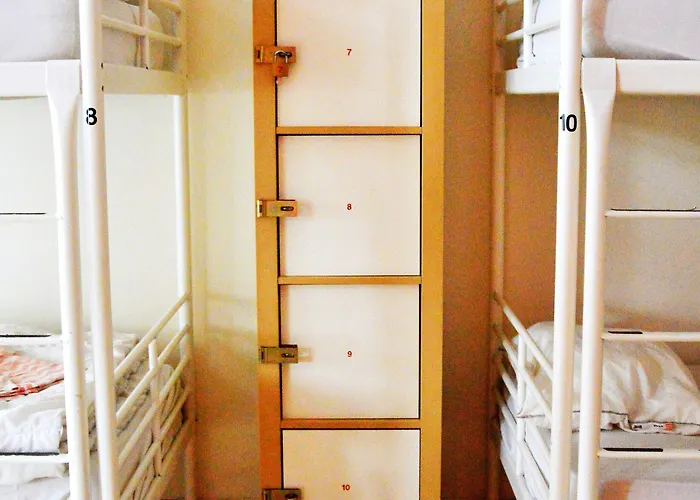 ホステル Grampa's